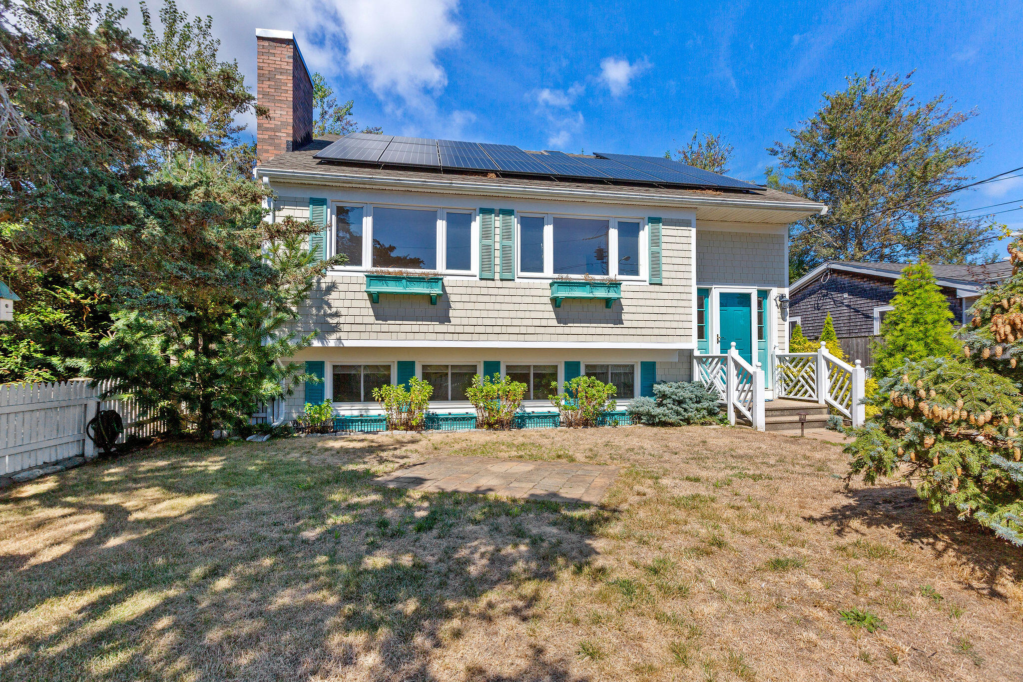 16 Off Conwell Street Provincetown, MA 02657 - Photo 7 of 30 Front Yard-10