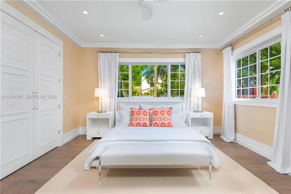 $34,000 | 2575 Pine Tree Drive, Miami Beach, FL 33140