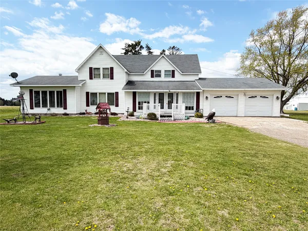 $347,700 | 854 A 6th Street, Clayton, WI 54004