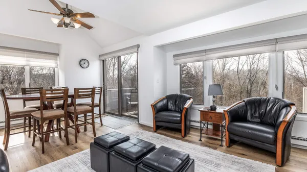 $279,900 | 129 Plum Cove Drive, Galena, IL 61036