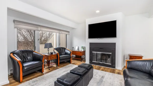 $279,900 | 129 Plum Cove Drive, Galena, IL 61036