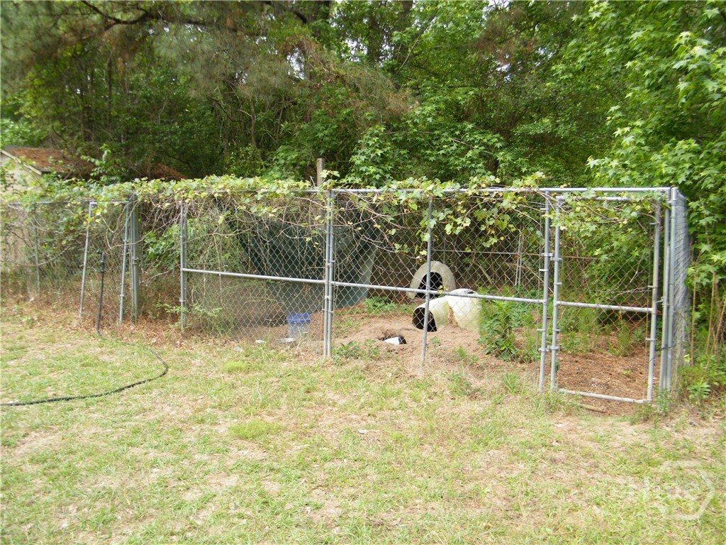1203 Kendricks Road Brooklet, GA 30415 - Photo 27 of 28 Dog Kennels