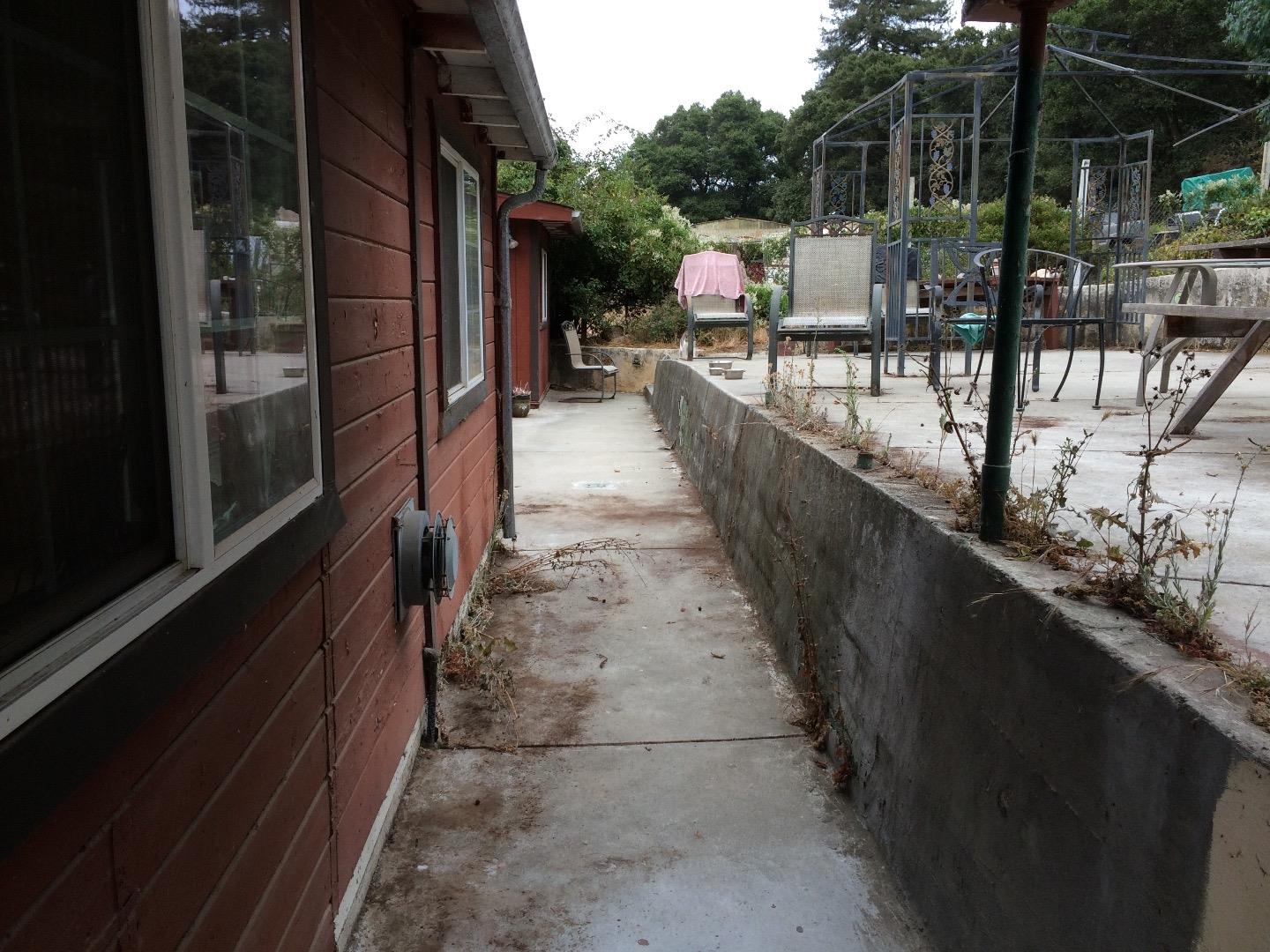 19 Live Oak Road Watsonville, CA 95076 - Photo 2 of 7 Gallery Image 2