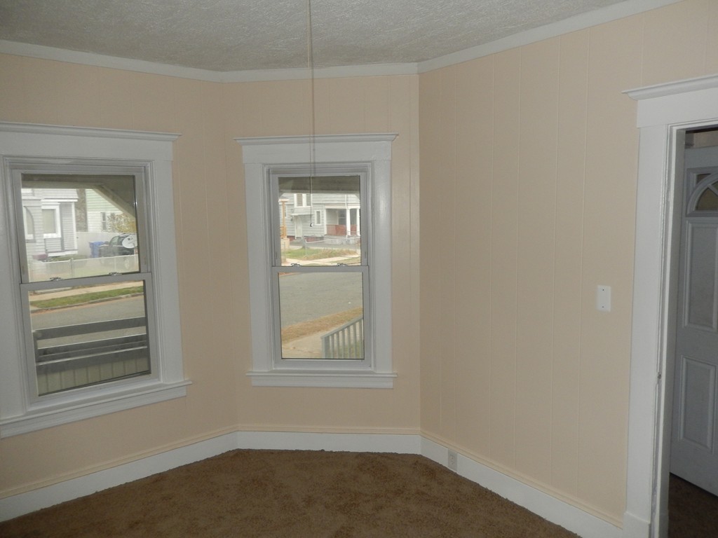 7 Monmouth Street Springfield, MA 01109 - Photo 18 of 24 Gallery Image 18