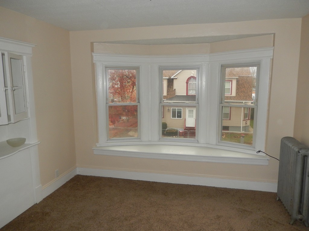 7 Monmouth Street Springfield, MA 01109 - Photo 7 of 24 Gallery Image 7
