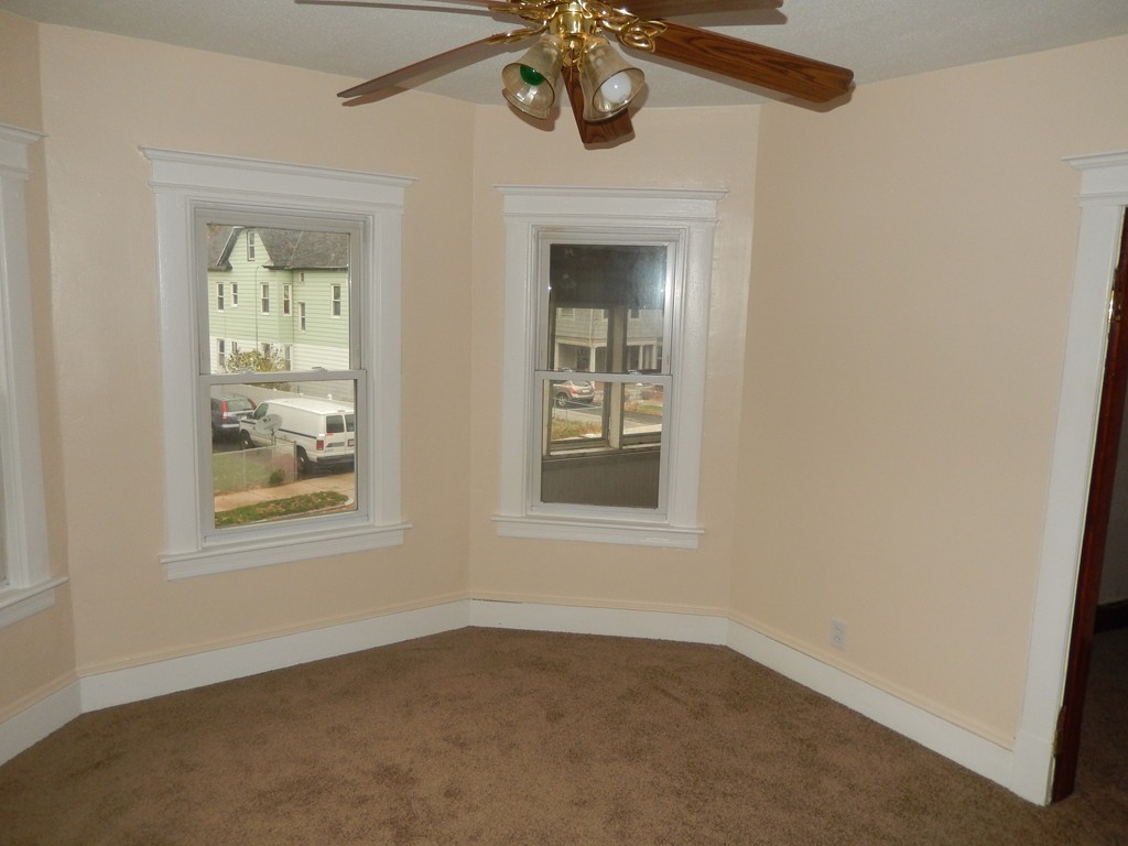 7 Monmouth Street Springfield, MA 01109 - Photo 9 of 24 Gallery Image 9