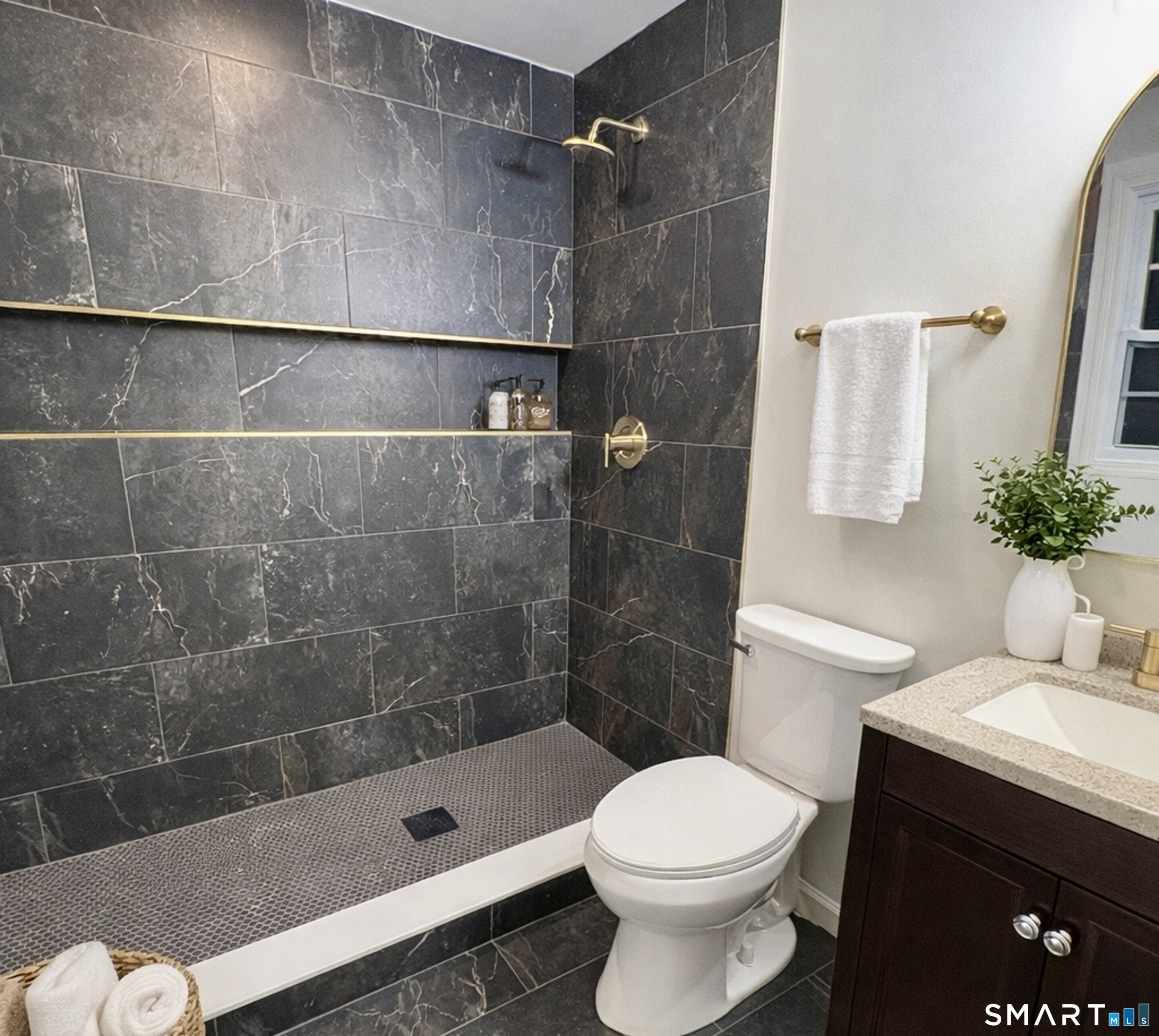 5 Kish Place Wallingford, CT 06492 - Photo 8 of 19