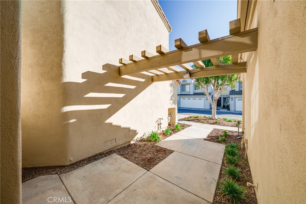 3 Almador Irvine, CA 92614 - Photo 21 of 35