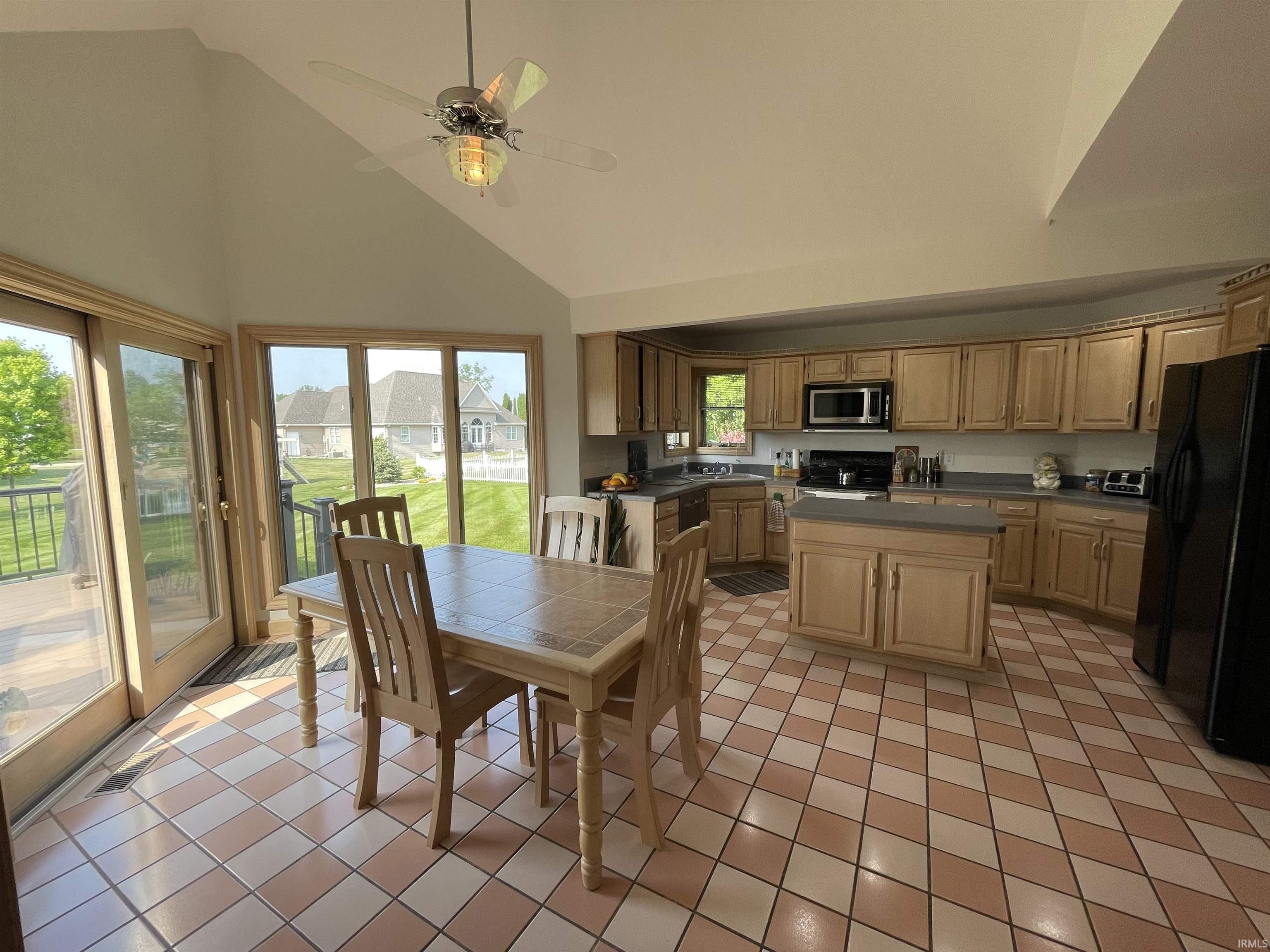 3052 East Liverpool Road Winona Lake, IN 46590 - Photo 12 of 35