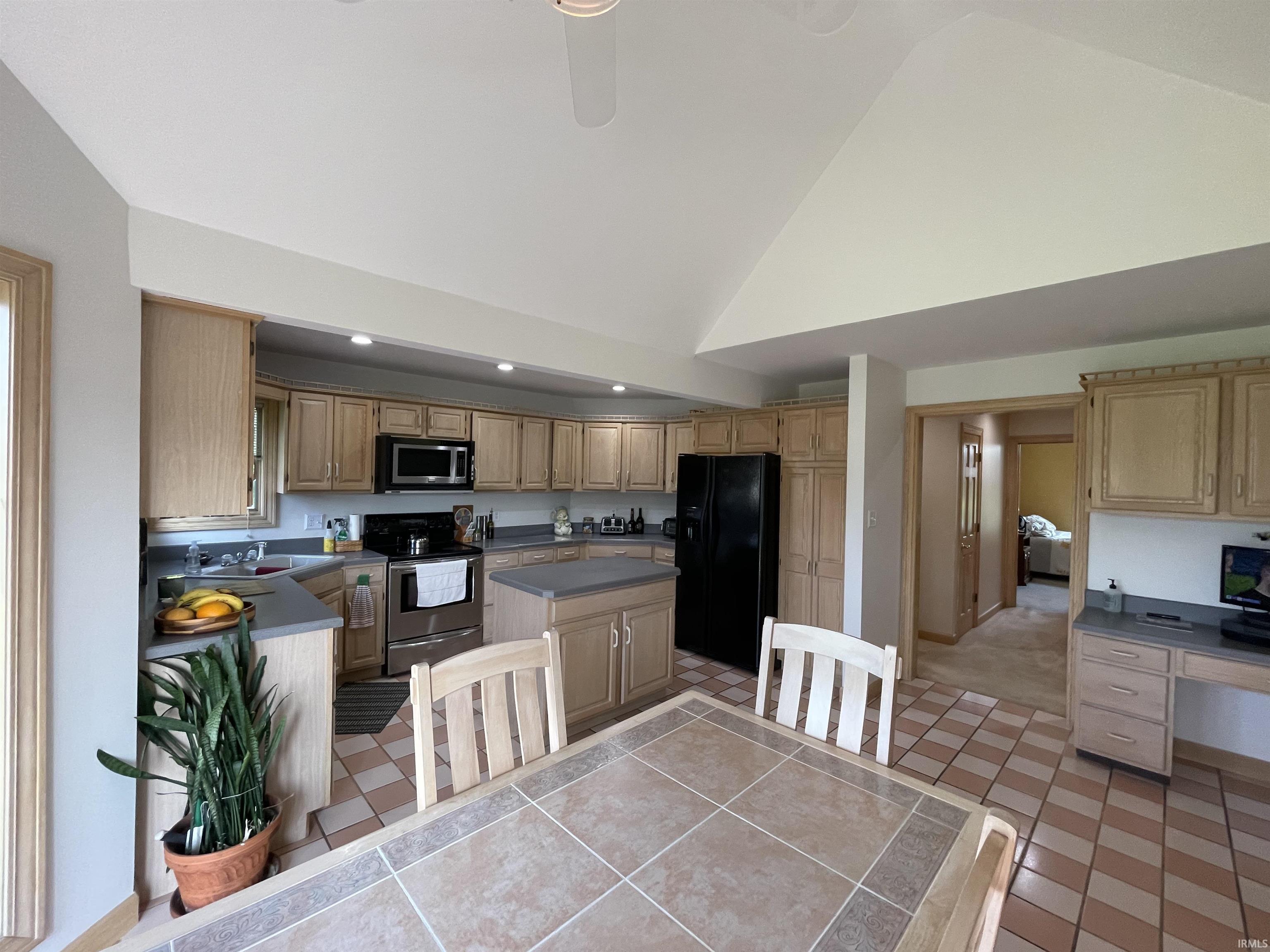 3052 East Liverpool Road Winona Lake, IN 46590 - Photo 14 of 35