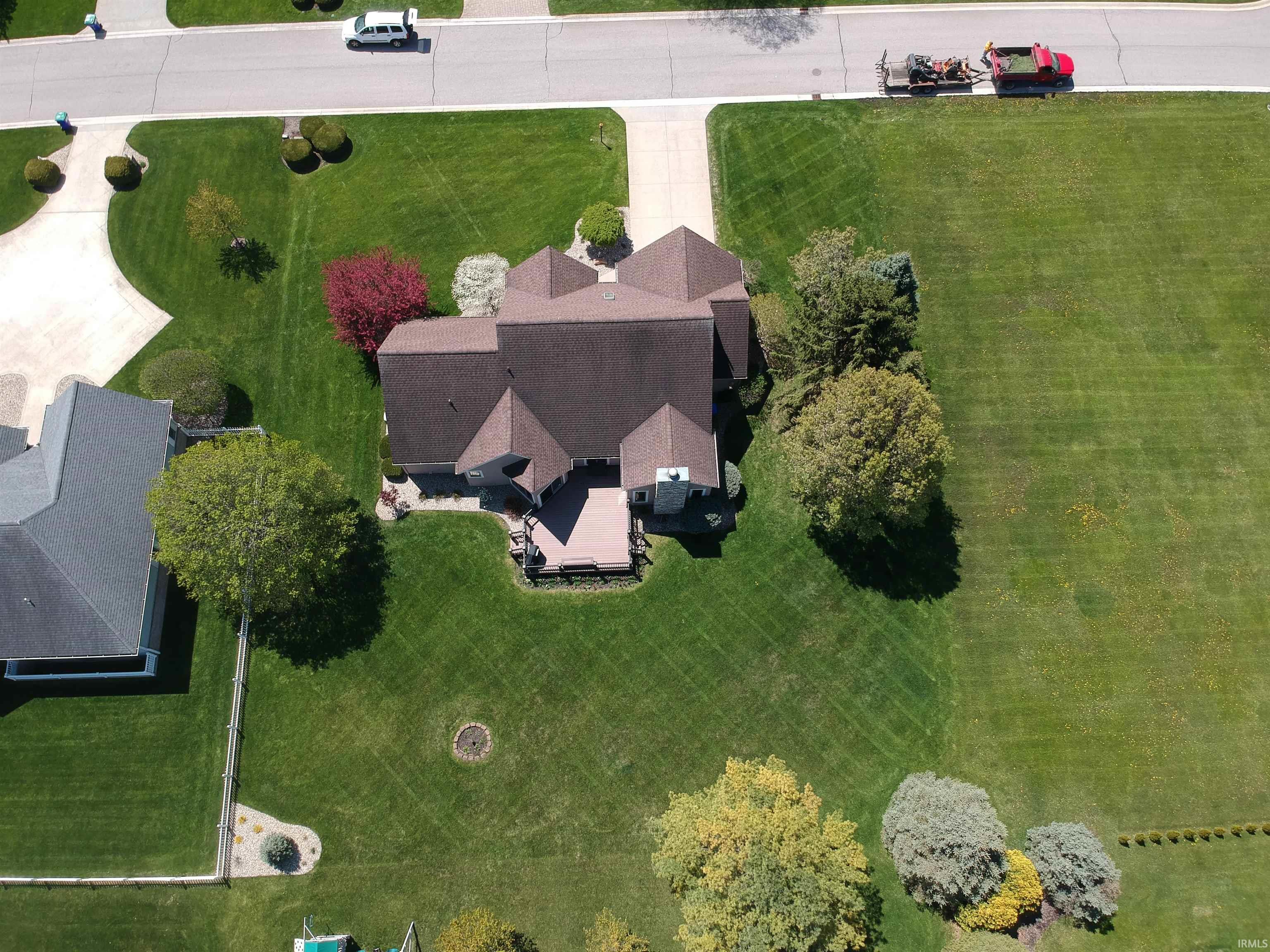 3052 East Liverpool Road Winona Lake, IN 46590 - Photo 4 of 35