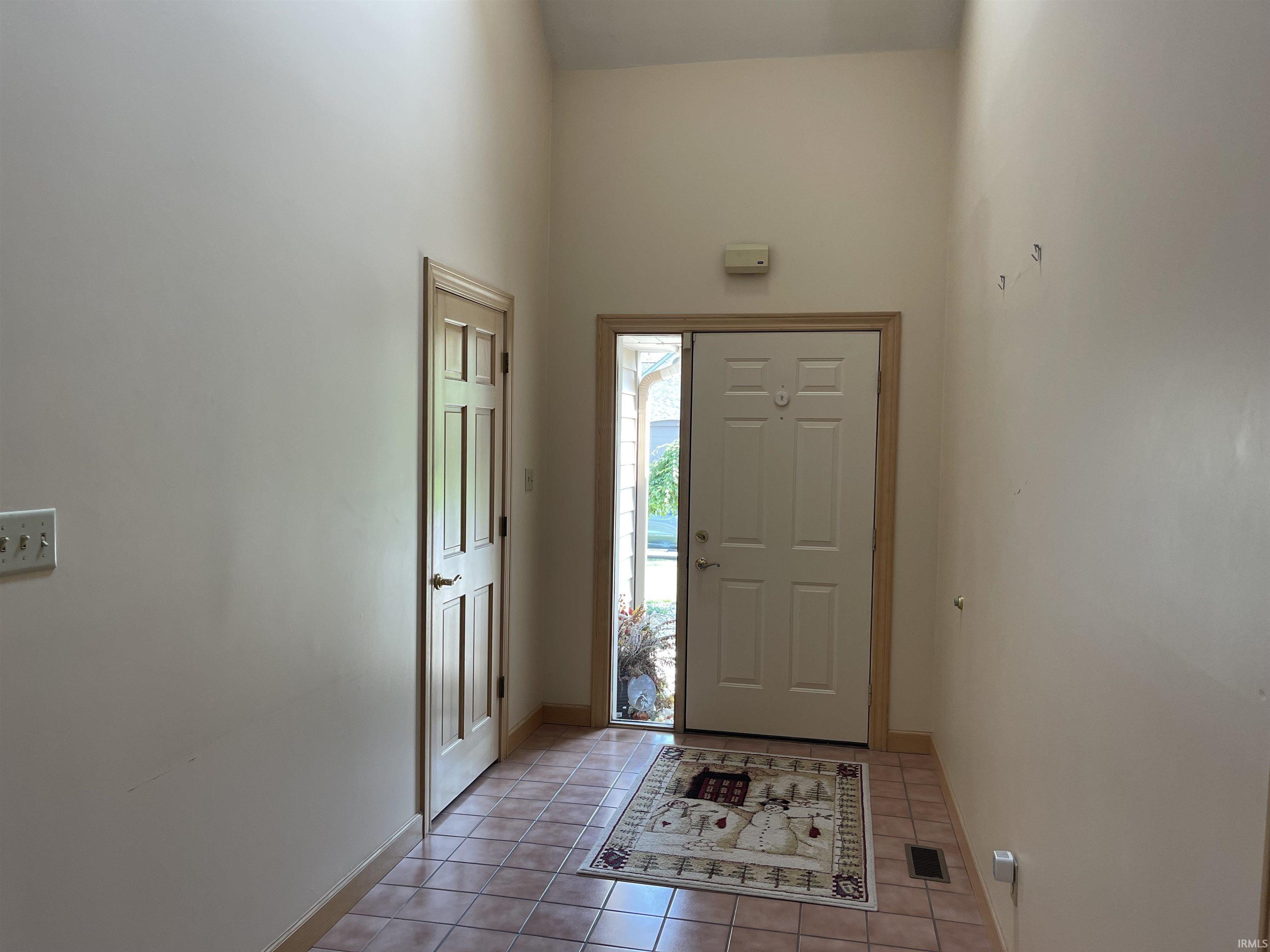 3052 East Liverpool Road Winona Lake, IN 46590 - Photo 7 of 35