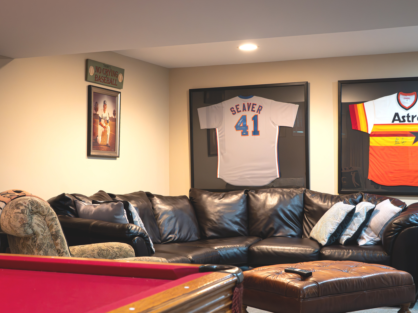 1525 Forest Ridge Road St. Charles, IL 60174 - Photo 12 of 17 a living room with furniture and a flat screen tv