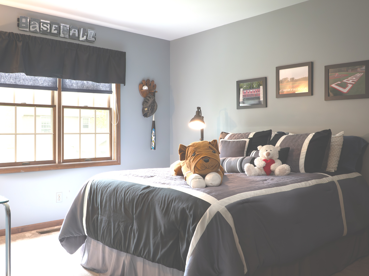 1525 Forest Ridge Road St. Charles, IL 60174 - Photo 10 of 17 a bedroom with a bed and window