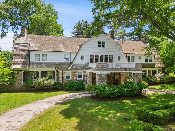 $3,695,000 | 111 Stone Bridge Lane, Bedford Hills, NY 10507