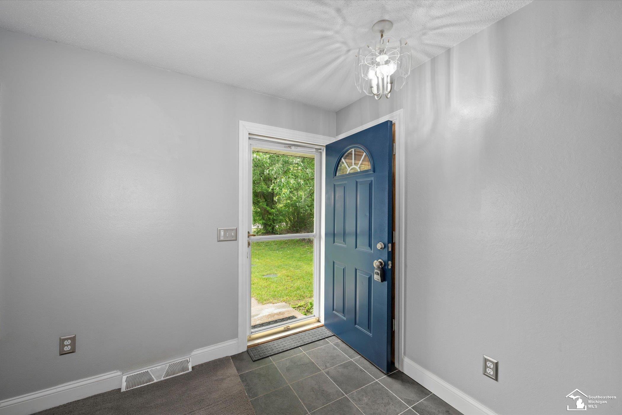 2058 West Erie Road Temperance, MI 48182 - Photo 5 of 38