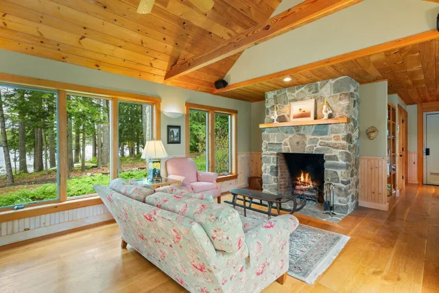 $2,370,000 | 85 Provost Road, Jefferson, ME 04348