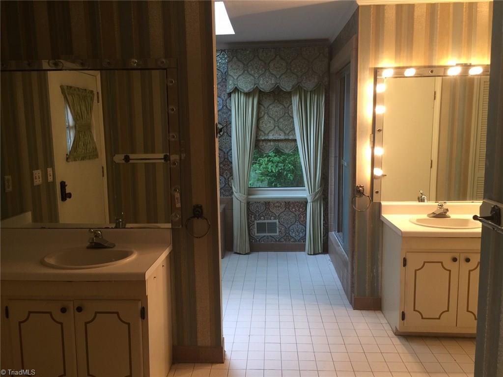 1611 Neelley Road Pleasant Garden, NC 27313 - Photo 8 of 10 Gallery Image 8