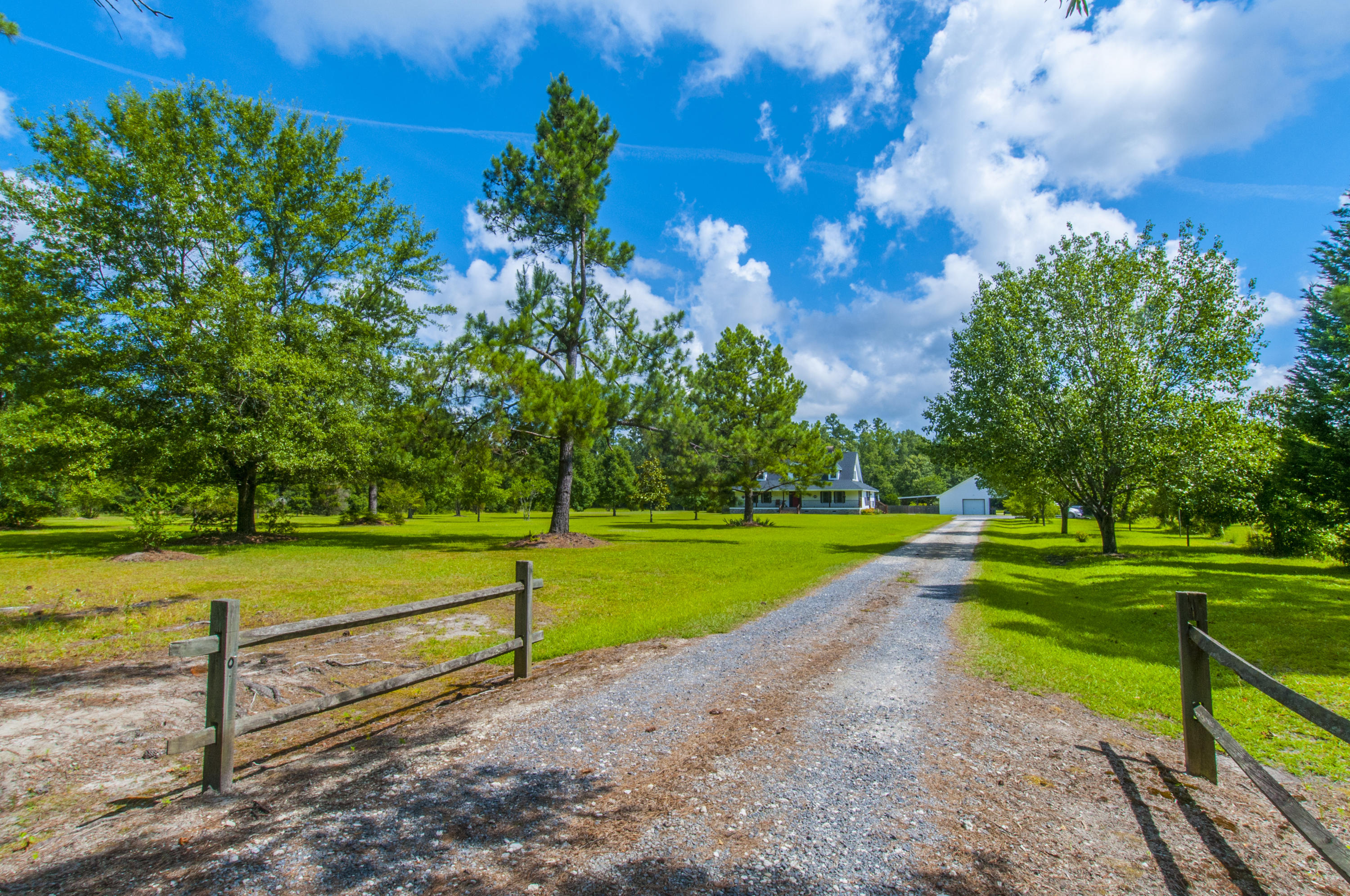 1226 Spring Grove Road Bonneau, SC 29431 - Photo 51 of 59 _DSC5799