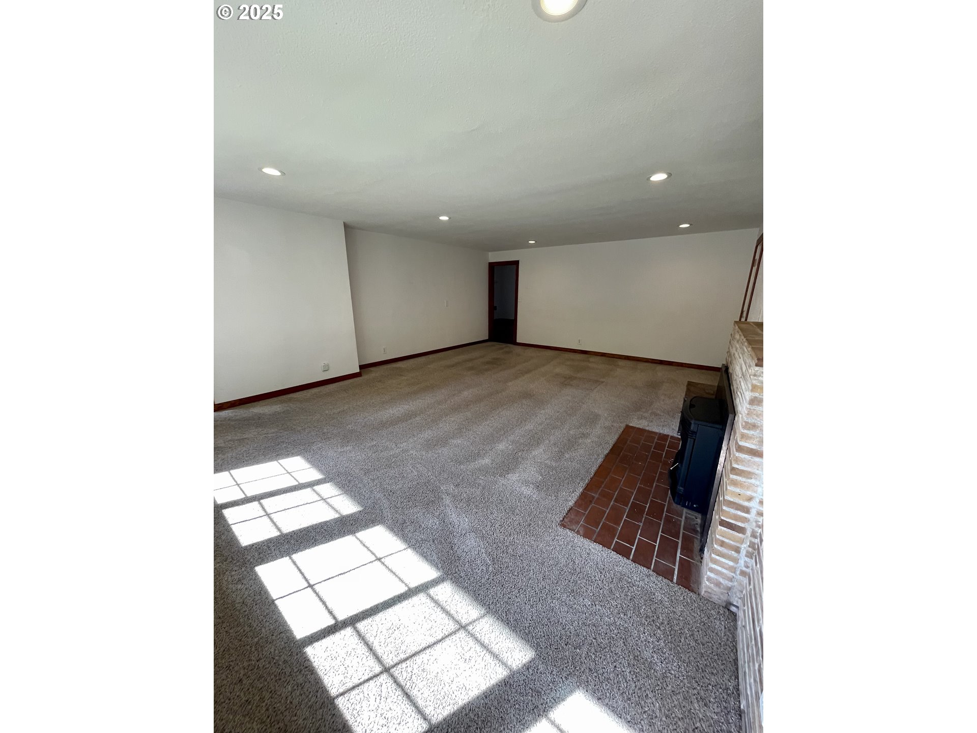 460 North 20th Street Reedsport, OR 97467 - Photo 7 of 29 Gallery Image 7