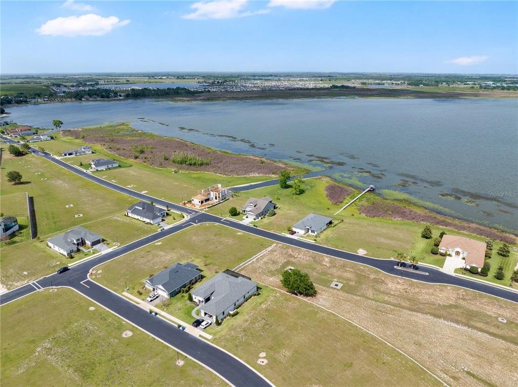285 Caladium Avenue Lake Alfred, FL 33850 - Photo 16 of 17 a view of an outdoor space and city view