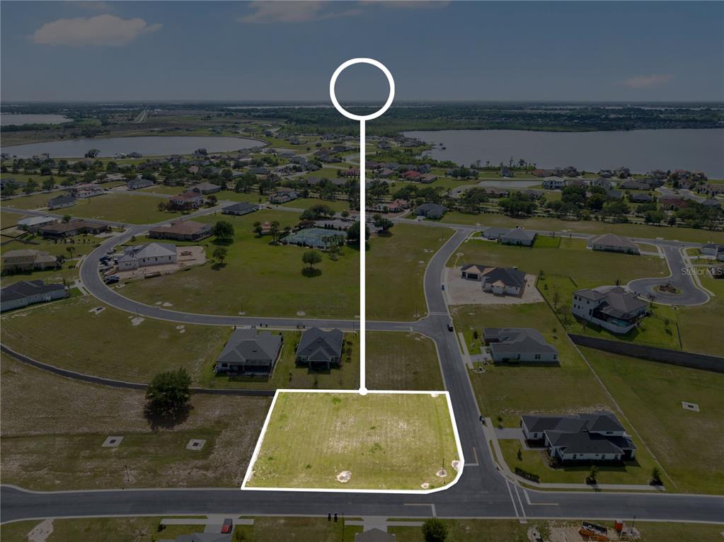 285 Caladium Avenue Lake Alfred, FL 33850 - Photo 2 of 17 a ocean view with boat