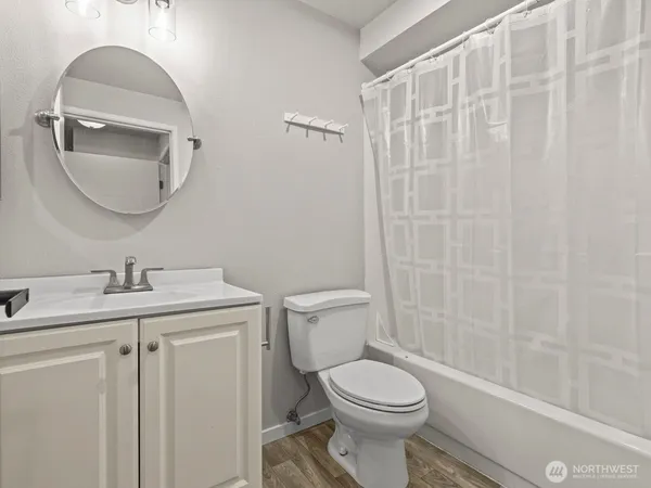 $205,000 | 3438 I Street Northeast, Unit Q103, Auburn, WA 98002