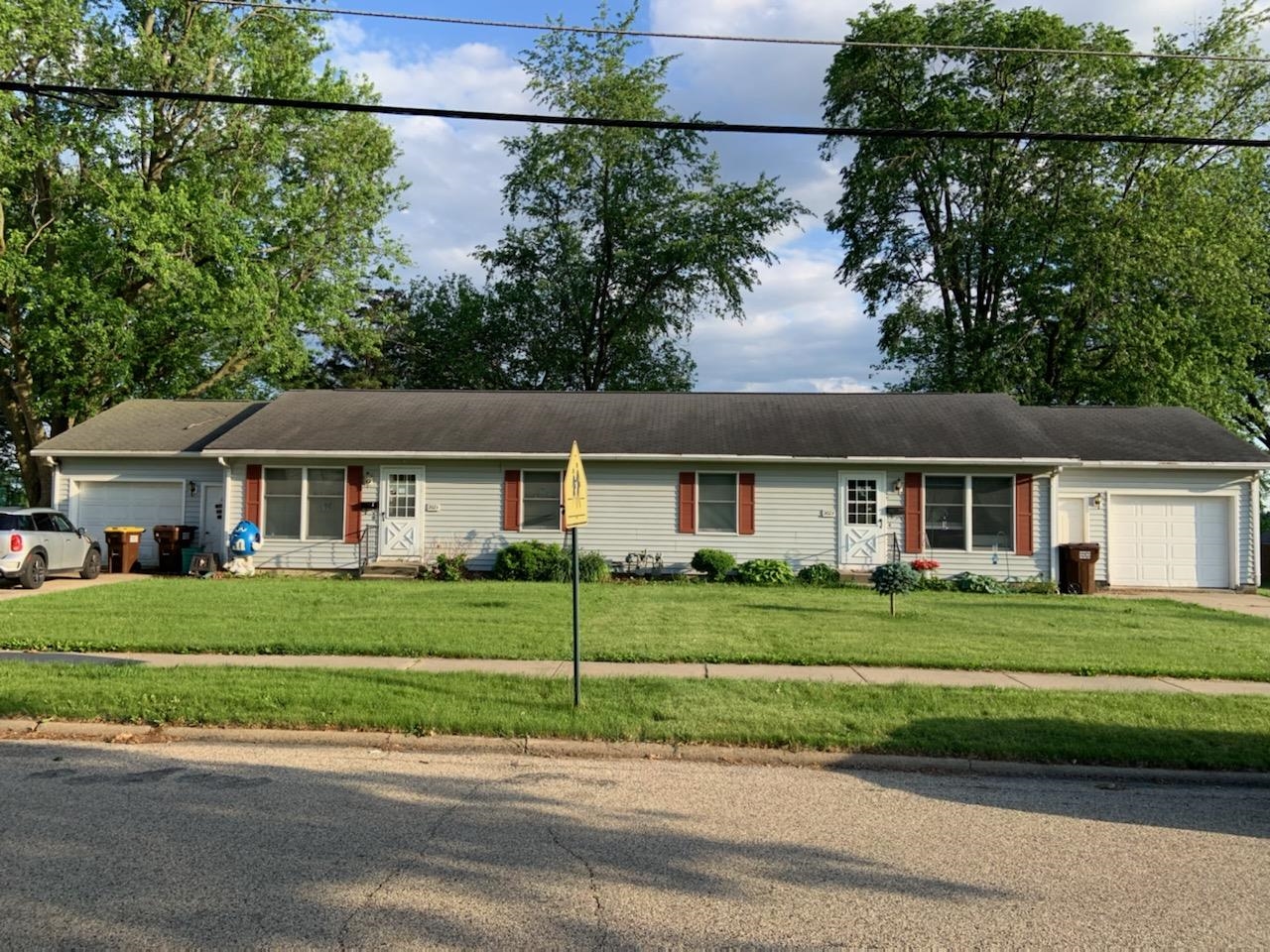 207 West Brayton Road Mount Morris, IL 61054 - Photo 1 of 12 Gallery Image 1