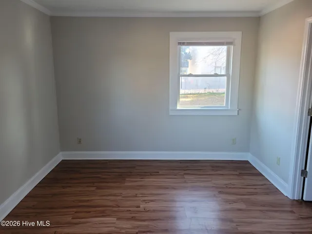 $1,000 | 2505 Dickinson Avenue, Unit A, Greenville, NC 27834