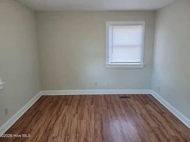 $1,000 | 2505 Dickinson Avenue, Unit A, Greenville, NC 27834