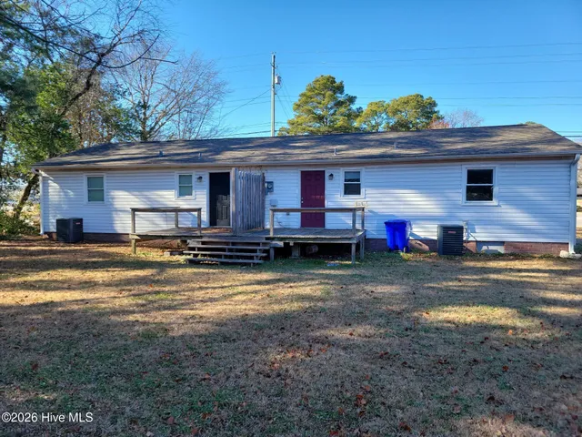 $1,000 | 2505 Dickinson Avenue, Unit A, Greenville, NC 27834