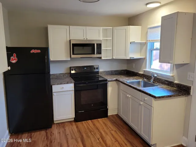 $1,000 | 2505 Dickinson Avenue, Unit A, Greenville, NC 27834