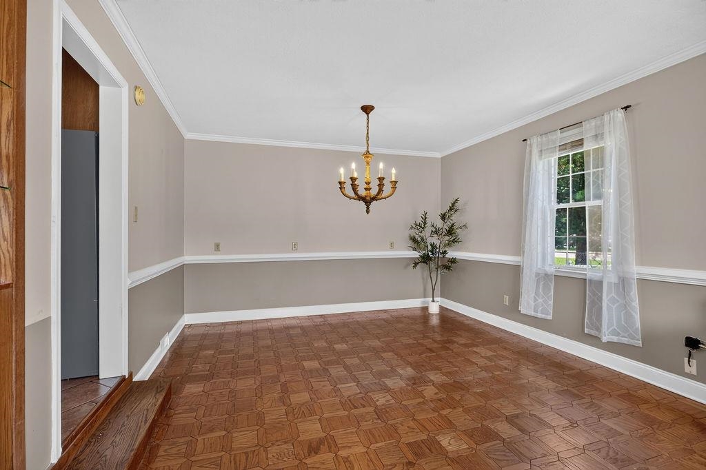 7 Featherstone Drive Lyndhurst, VA 22952 - Photo 11 of 66