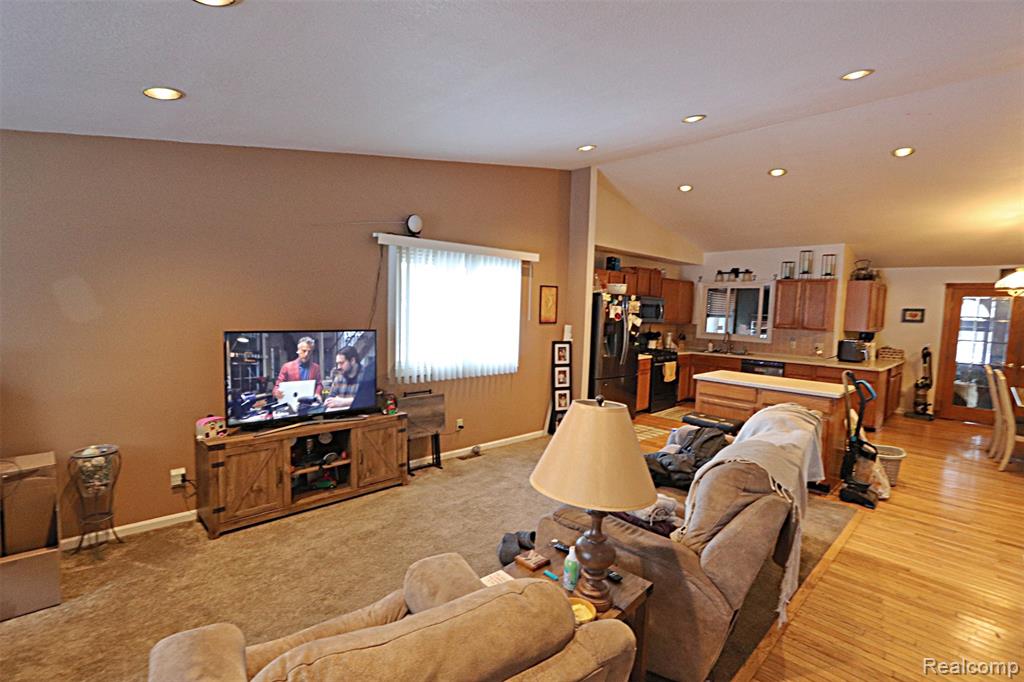31657 Sibley Road Romulus, MI 48174 - Photo 24 of 33