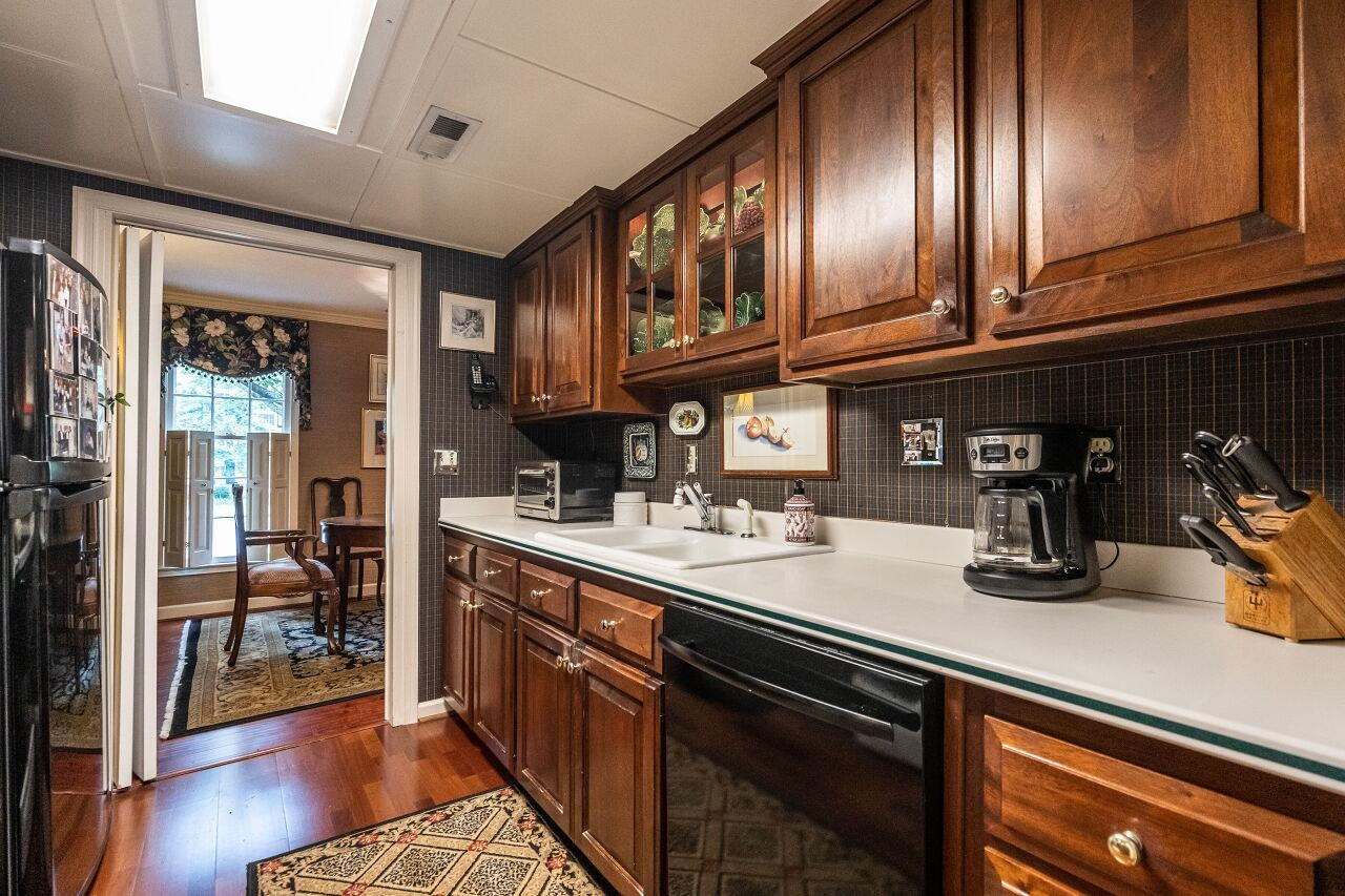 3123 Morningside Drive Raleigh, NC 27607 - Photo 8 of 28 Photo 8