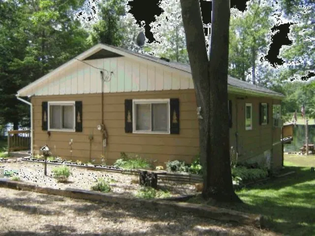 $345,000 | 11841 Moody Lake Circle, Suring, WI 54174