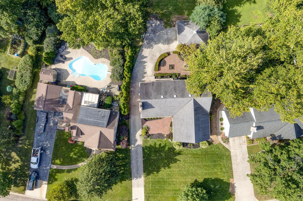 1239 Haddon Road Columbus, OH 43209 - Photo 13 of 42 1239HaddonRd.-Aerial-8
