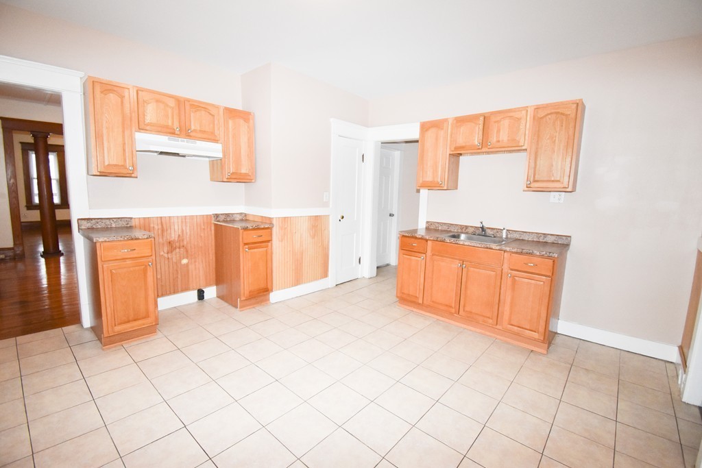 168-170 Prospect Street Springfield, MA 01107 - Photo 15 of 33 Gallery Image 15