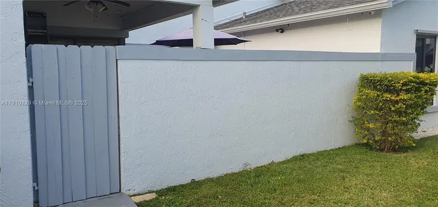 $365,000 | 6702 Southwest 152nd Place, Unit 2802, Miami, FL 33193