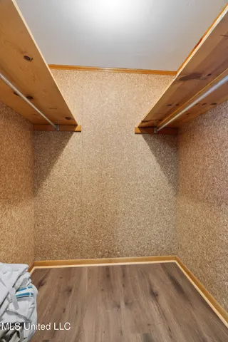 $220,000 | 1637 Lake Lincoln Drive Northeast, Brookhaven, MS 39601