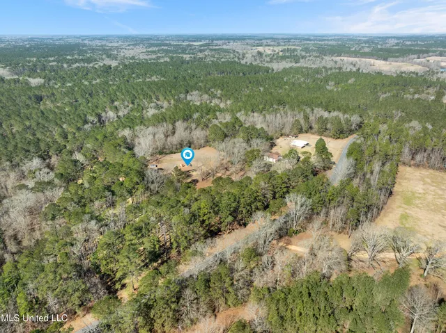 $220,000 | 1637 Lake Lincoln Drive Northeast, Brookhaven, MS 39601