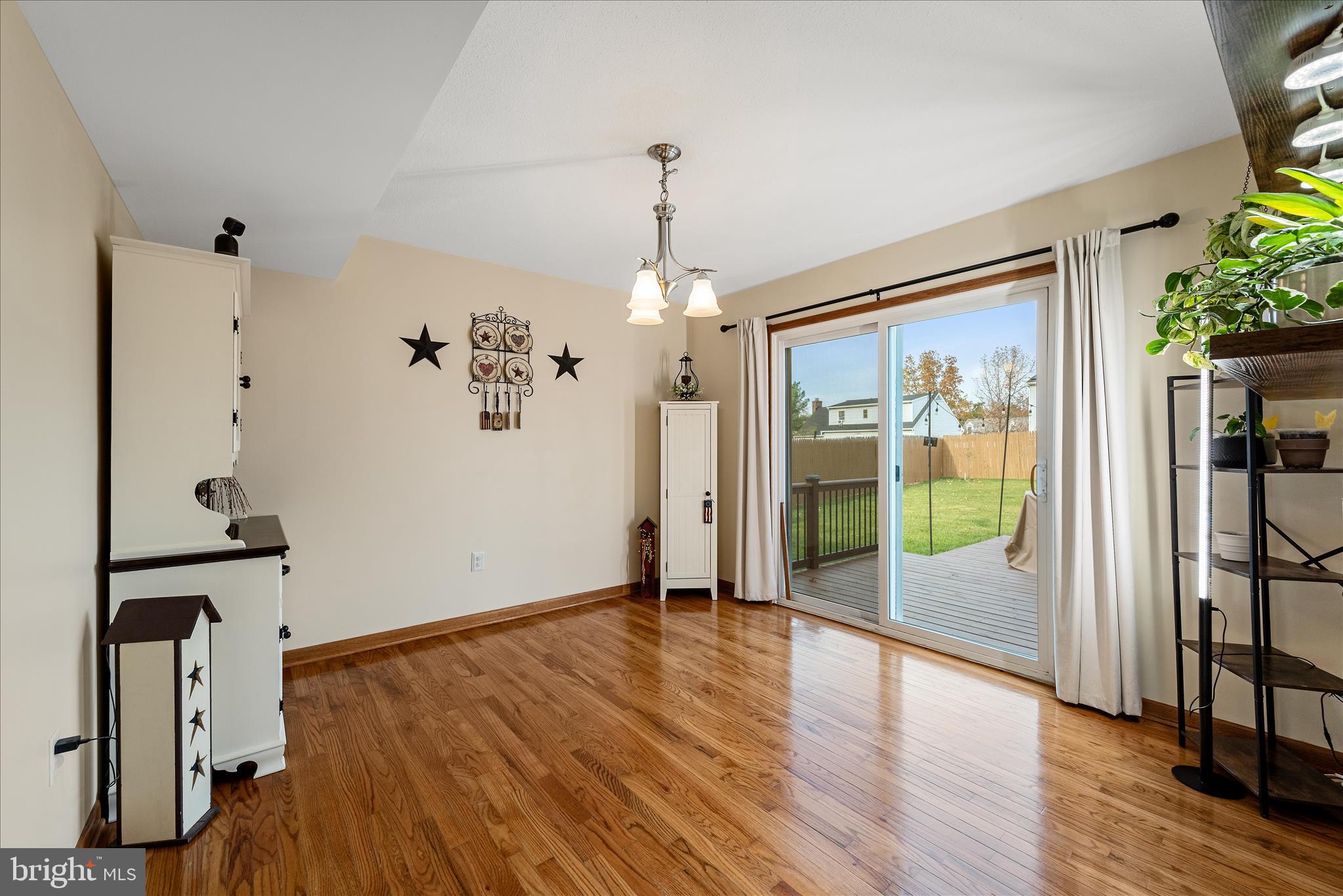 207 Killdeer Road Stephens City, VA 22655 - Photo 13 of 39 wooden floor in an empty room