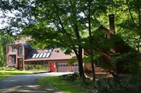 256 S Road Hampden, MA 01036 - Photo 2 of 27