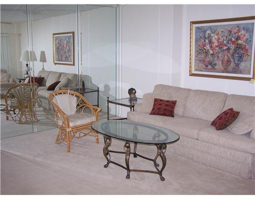 167 Dorset D, Unit 167 Boca Raton, FL 33434 - Photo 5 of 14 Additional Photo