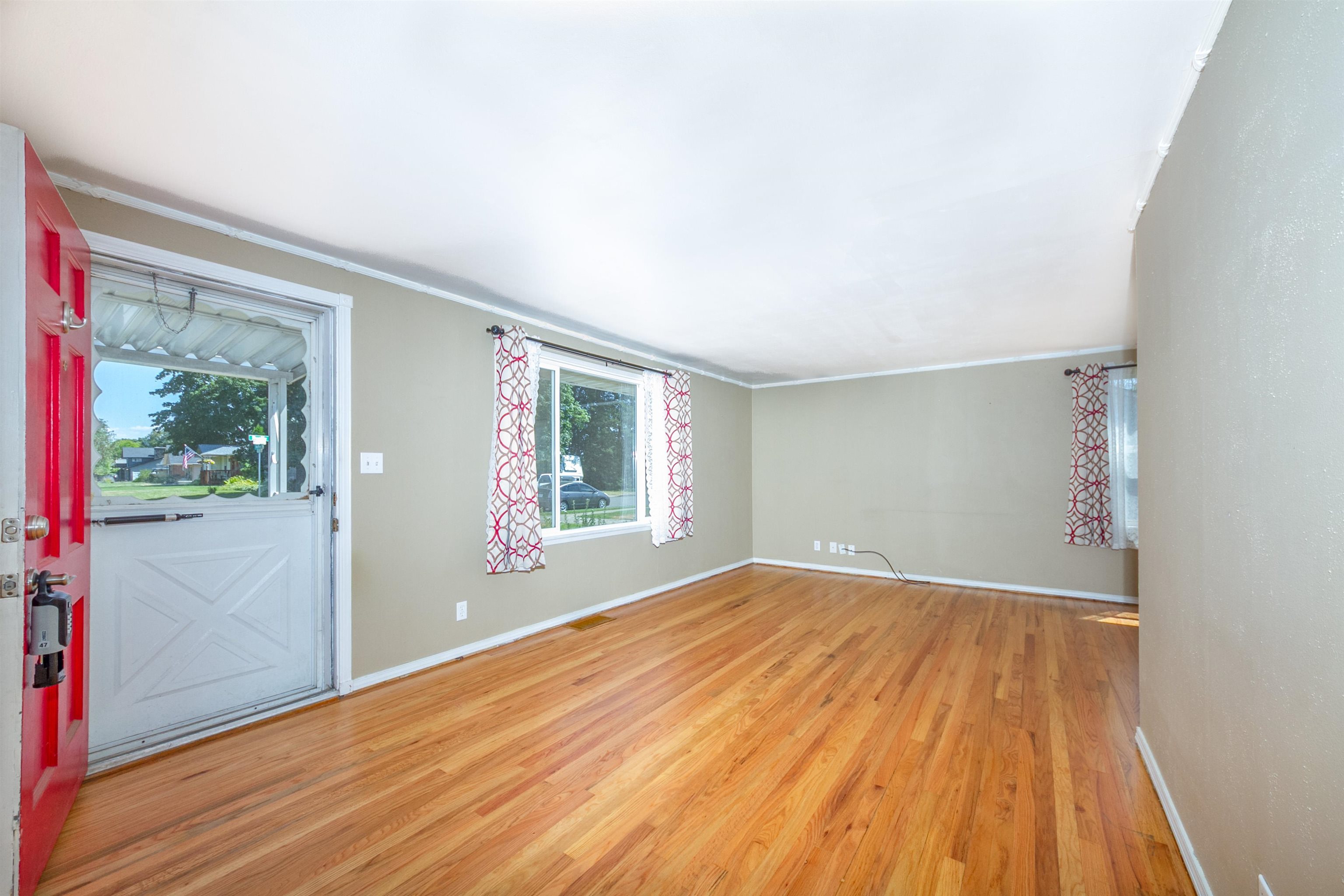 4527 North Rustle Street Spokane, WA 99205 - Photo 6 of 32