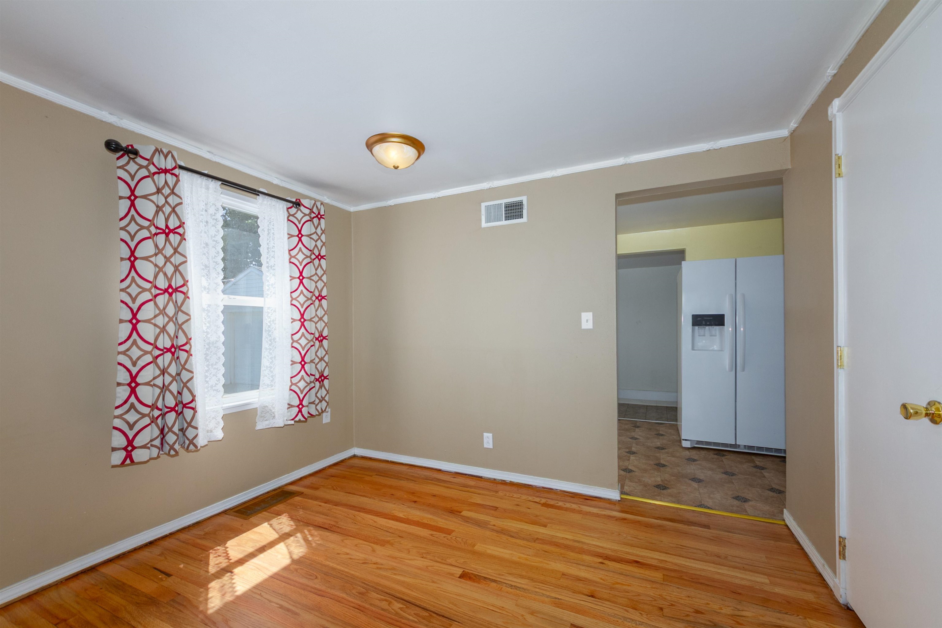 4527 North Rustle Street Spokane, WA 99205 - Photo 9 of 32