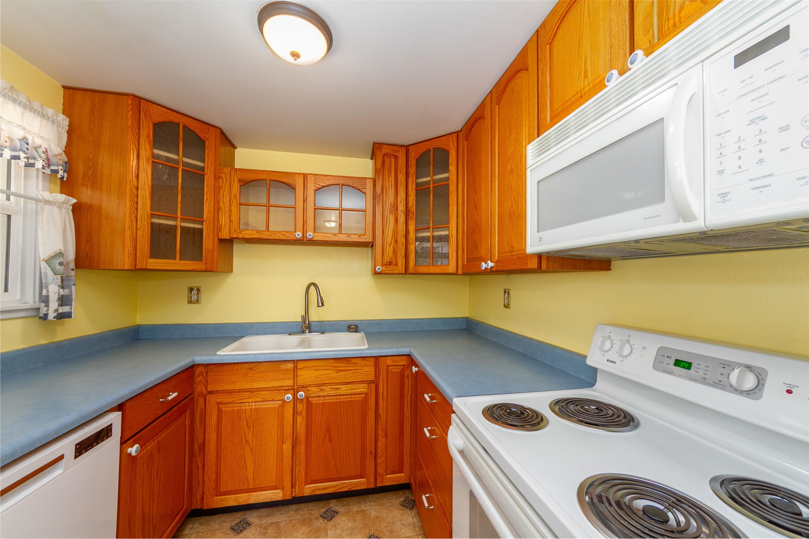 4527 North Rustle Street Spokane, WA 99205 - Photo 10 of 32