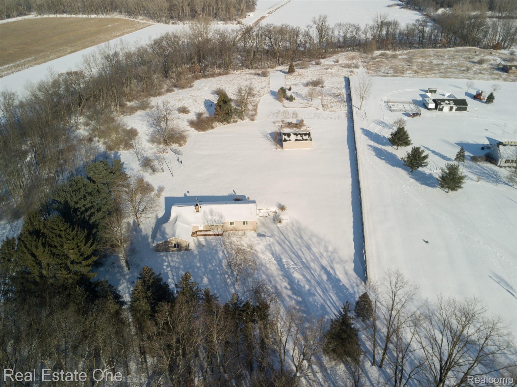 21500 Wasson Road Howell, MI 48843 - Photo 9 of 44 Front view from Drone
