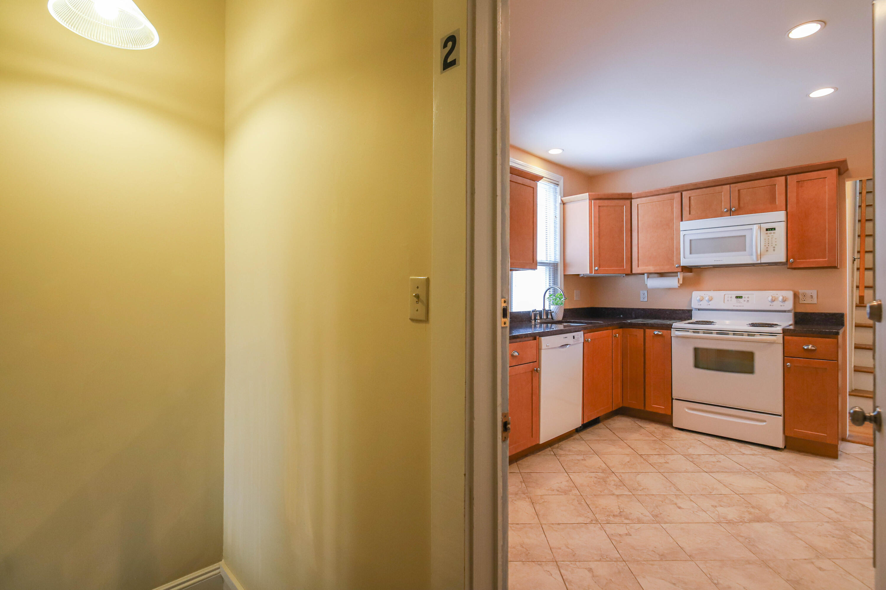 115 Clark Street Portland, ME 04102 - Photo 25 of 72 115 Clark St #2 Portland - 9