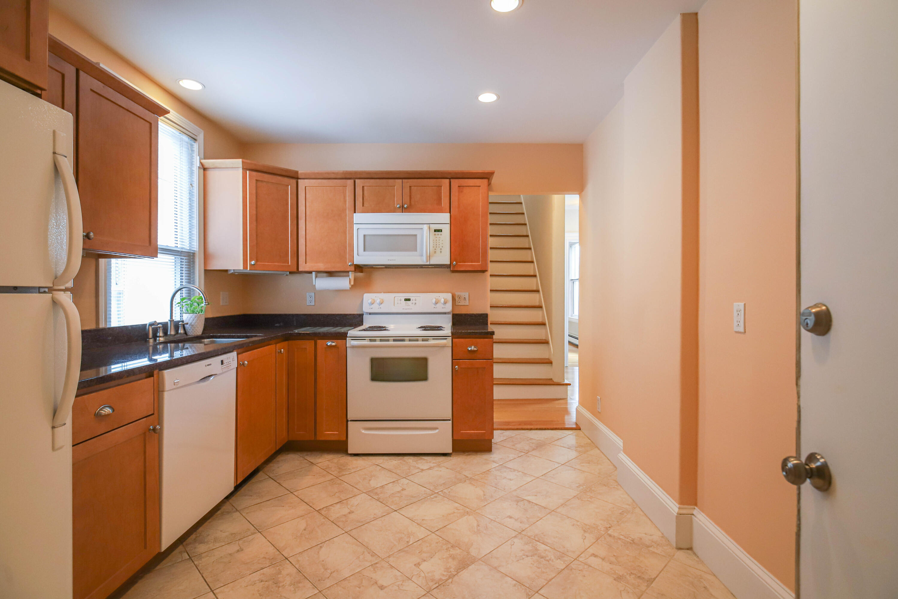 115 Clark Street Portland, ME 04102 - Photo 26 of 72 115 Clark St #2 Portland - 10